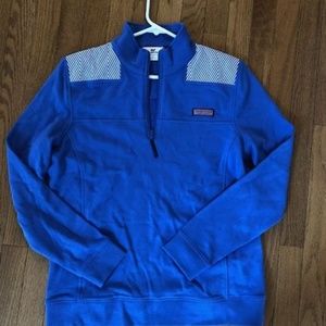 Vineyard Vines pull over